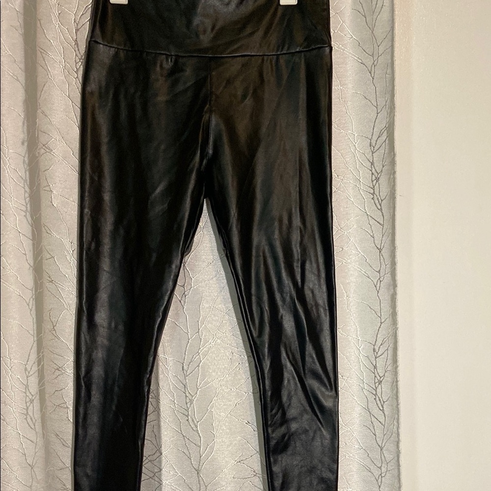 Women's Black Jeans